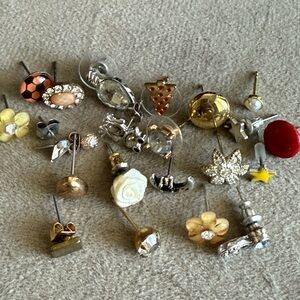 Elegant Mixed Color Stud Earrings S